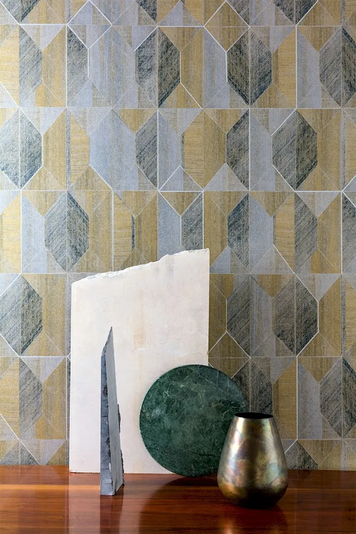 Prisma - Parato geometrico vari colori con stampa effetto schizzo. 