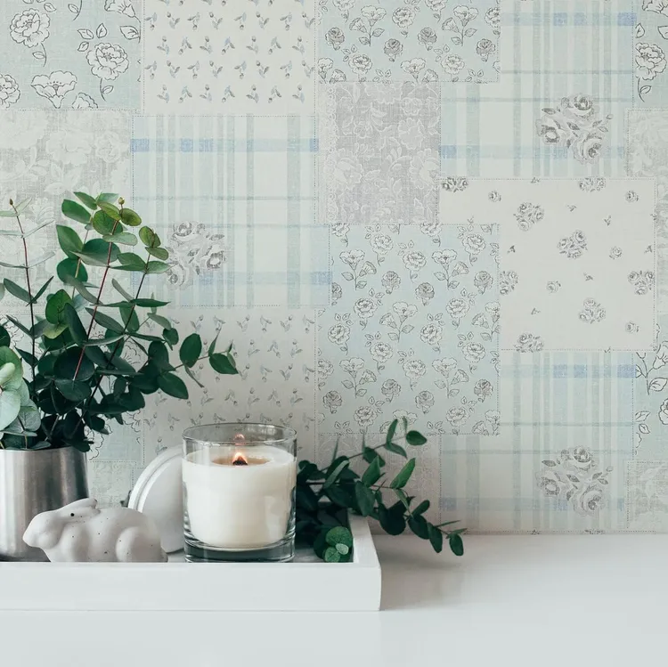 Country Charme - Parato shabby in vari colori. Stampa floreale trama tessuto